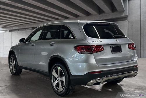 2022-Mercedes-Benz-GLC-300-4MATIC-3