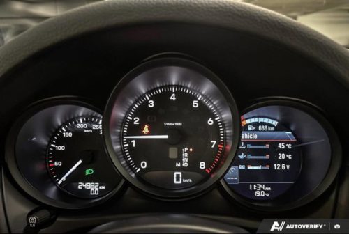 2023-Porsche-Macan-11