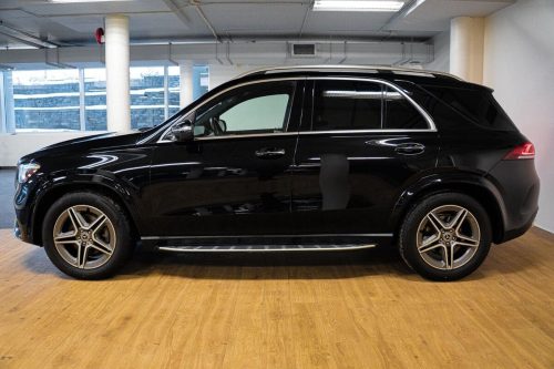 Mercedes-Benz-GLE350-2022-3